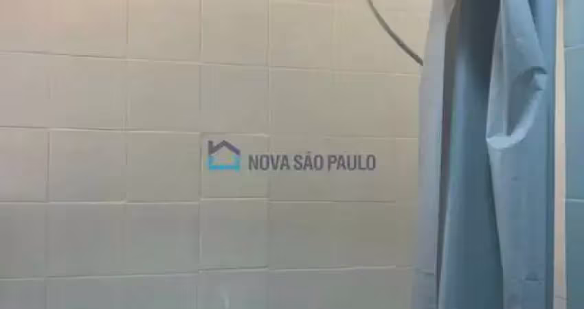 Casa em condomínio fechado com 2 quartos para alugar na Rua Guapiaçu, --, Vila Clementino, São Paulo