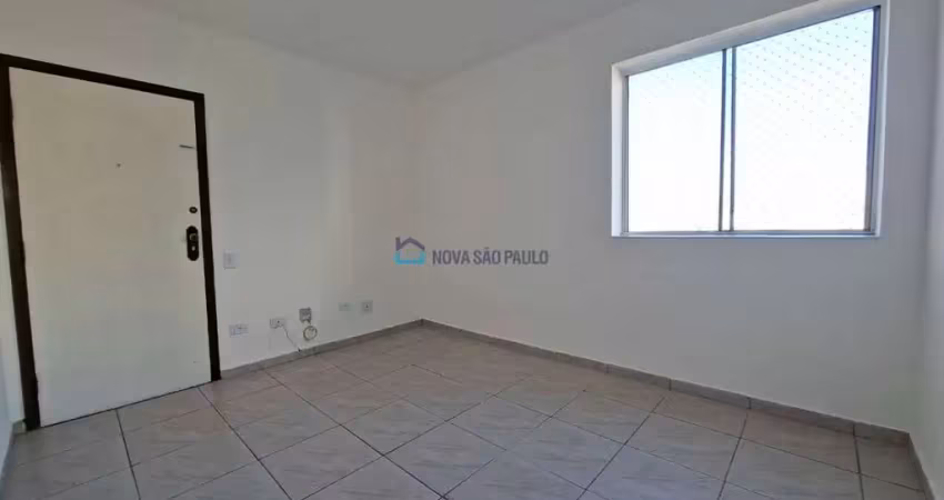 Apartamento para locação na vila das mercês - 2 quartos e 01 vaga!