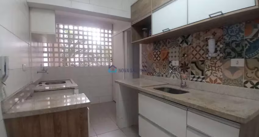 Apartamento com 3 quartos para alugar na Rua Mauro Ribeiro, --, Vila Gumercindo, São Paulo