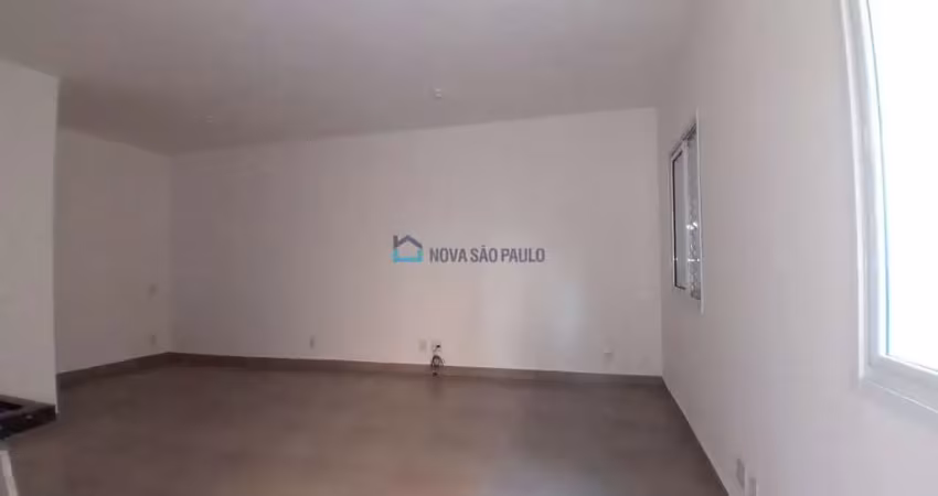 Excelente localiazação, proximo ao metro conceição, facil acesso a av. dos bandeirantes