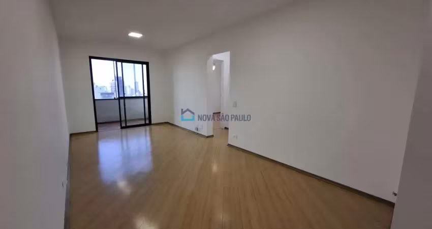 Apartamento para locação com 2 quartos e 01 vaga - bairro saúde!