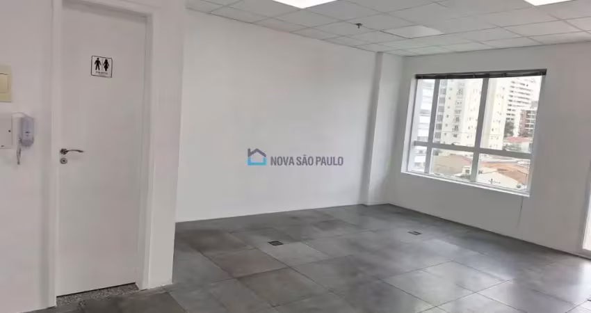 Conjunto comercial próximo shopping metro santa cruz