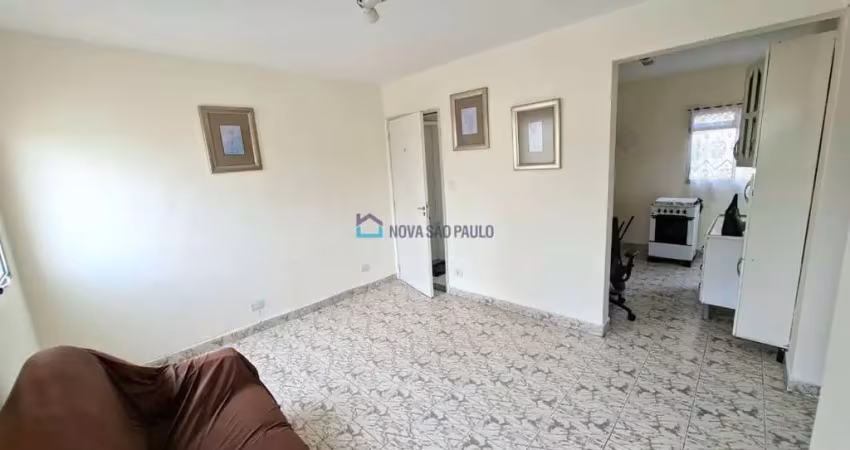 Apartamento com 3 quartos para alugar na Rua Tenente Ubirajara Monory, --, Jabaquara, São Paulo
