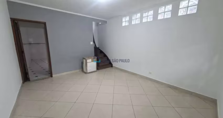 Casa com 2 quartos para alugar na Rua Doutor Nogueira Martins, --, Saúde, São Paulo
