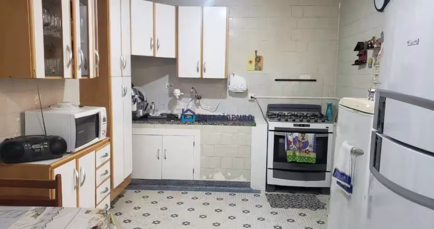 Casa para locação em mirandópolis com 3 quartos e 2 vagas de garagem.