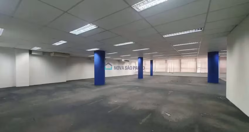 Sala comercial com 4 salas para alugar na Rua Líbero Badaró, --, Centro, São Paulo