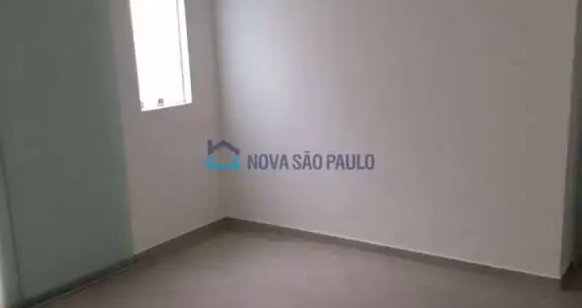 Casa térrea com 3 quartos e 01 vaga no jardim oriental
