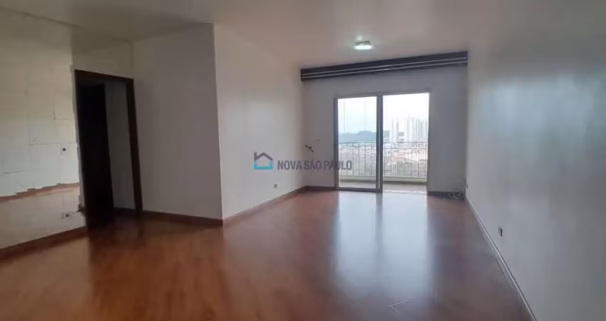 Apartamento com 3 quartos para alugar na Rua Major Freire, --, Saúde, São Paulo