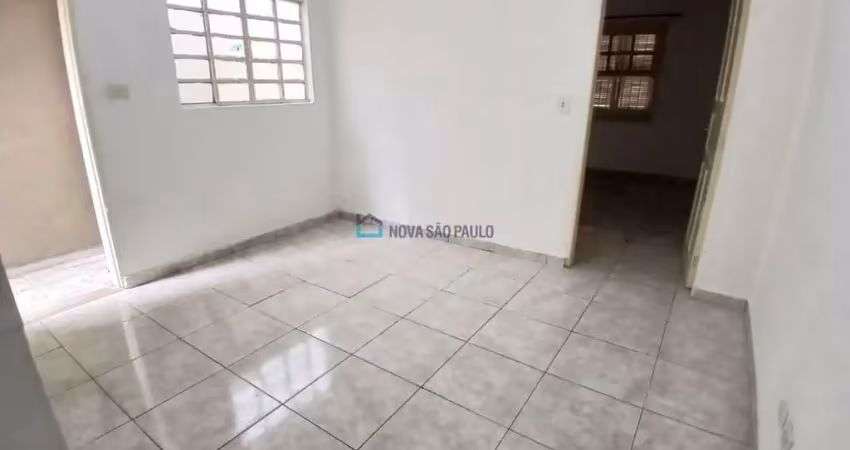 Casa com 1 quarto para alugar na Rua Major Freire, --, Saúde, São Paulo