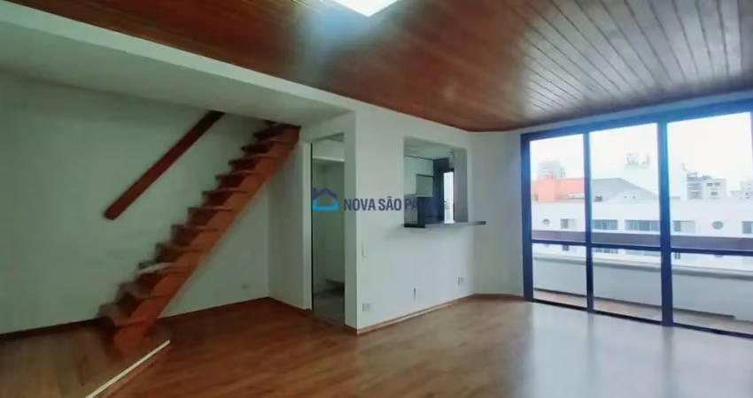 Locação. moema. apartasmento/duplex com 43m² . 1 quarto. 1 vaga.