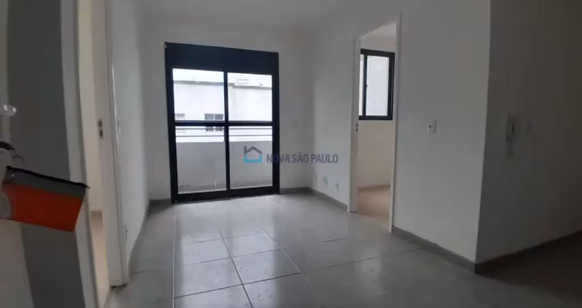 Apartamento com 2 quartos para alugar na Rua dos Jatobás, --, Vila Parque Jabaquara, São Paulo