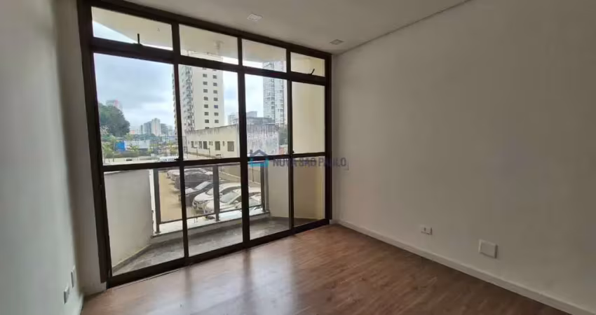 Apartamento com 3 quartos para alugar na Rua Francisco Mesquita, --, Saúde, São Paulo