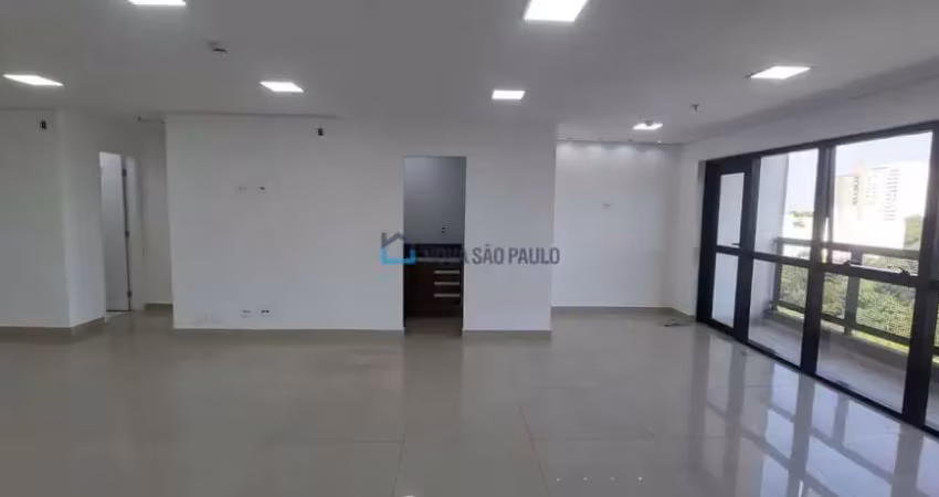Centro de diadema, próximo de comércios, bancos, via imigrantes e anchieta.