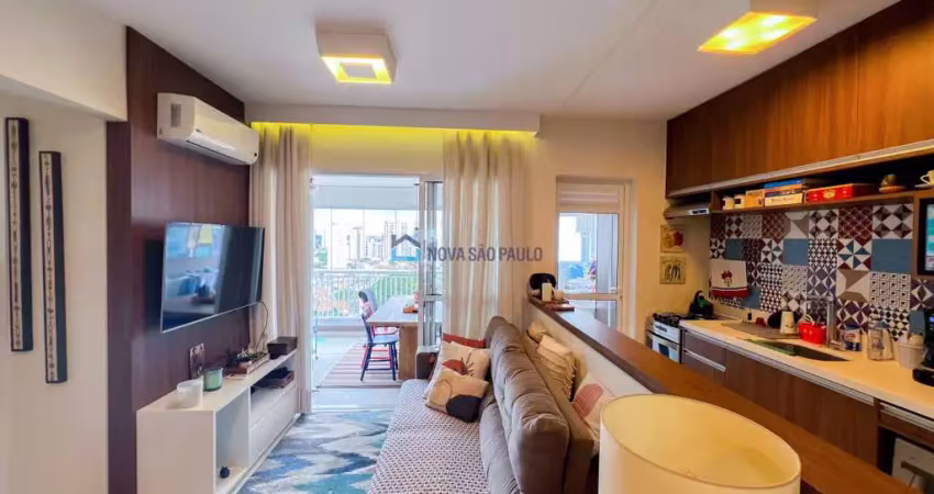 Apartamento para locação  com 2 quartos, 1 suíte, 2 vagas, na saúde.