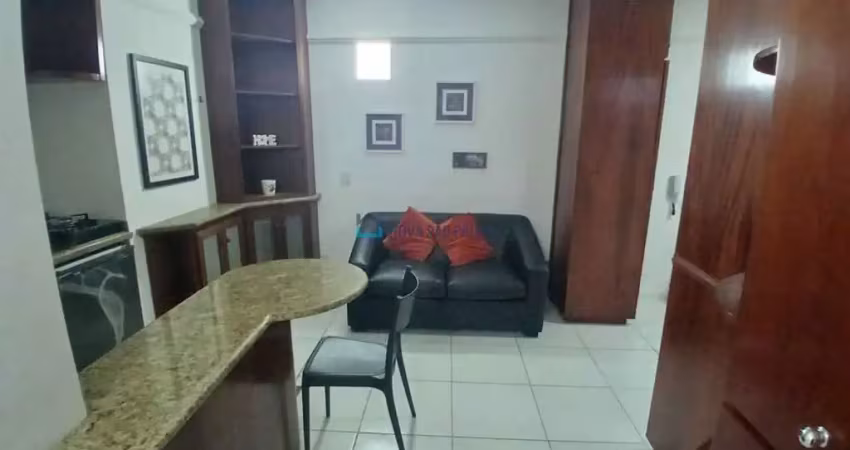 Studio mobiliado! próximo ao metrô hospital são paulo e santa cruz!