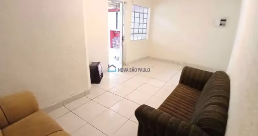 Casa para locação na vila guarani 1 quarto e 01 vaga