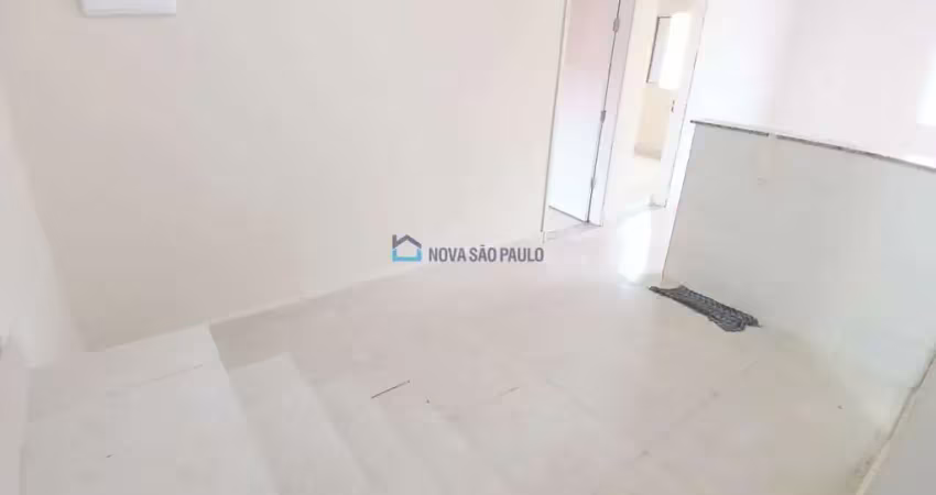 Casa para locação na vila guarani 2 quartos e 01 vaga