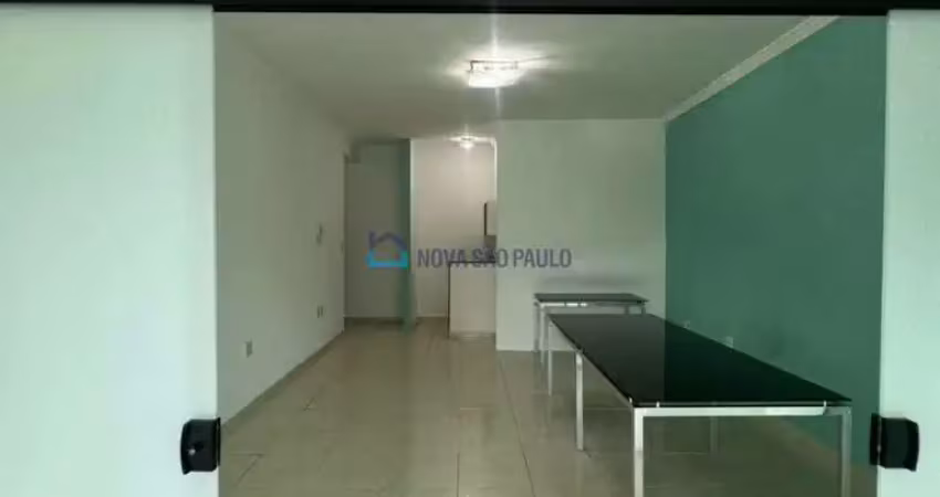 Casa comercial com 1 sala para alugar na Rua Lino Coutinho, --, Ipiranga, São Paulo