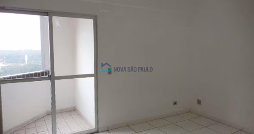 Ótima localização, Fácil acesso ao metro Jabaquara, com sacada