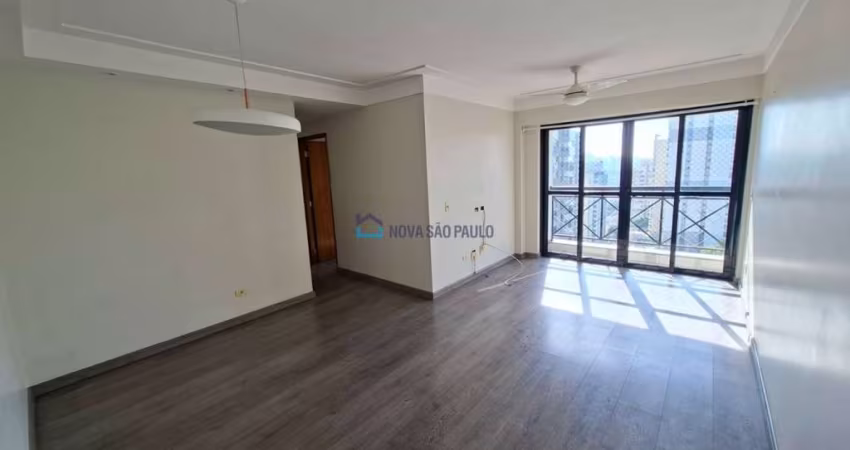 Apartamento a 550 metros do metrô Saúde!
