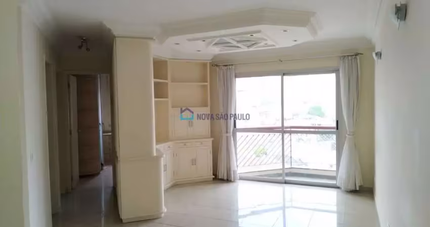 Apartamento ensolarado de 2 dorms perto do metrô saúde com 02 vagas !
