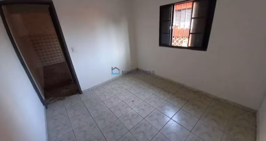 Casa com 1 quarto para alugar na Rua Tiradentes, --, Centro, Diadema