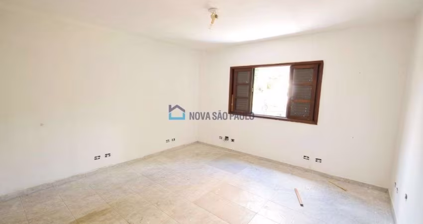 Sala comercial região do metrô Jabaquara, para locação!