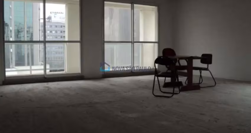 Sala comercial com 5 salas para alugar na Rua Cubatão, --, Paraíso, São Paulo