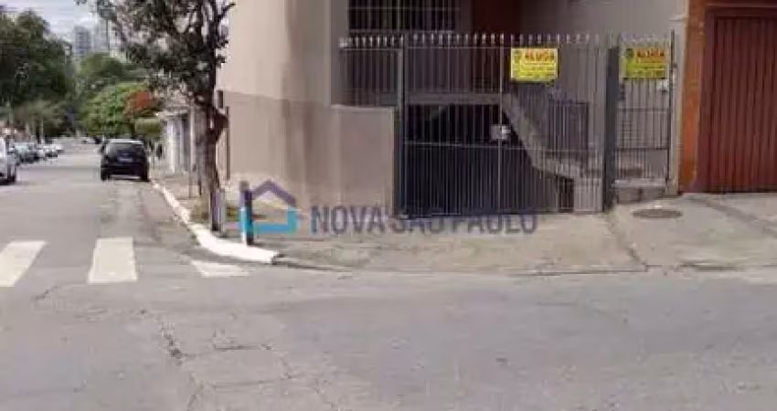 Casa com 2 quartos para alugar na Rua Carneiro da Cunha, --, Saúde, São Paulo