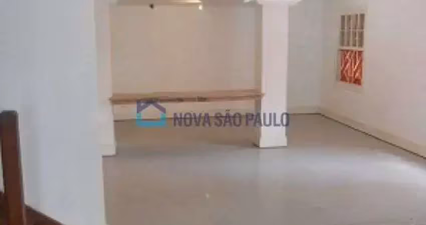 Casa de 186m² disponível para locação na santa cecília.