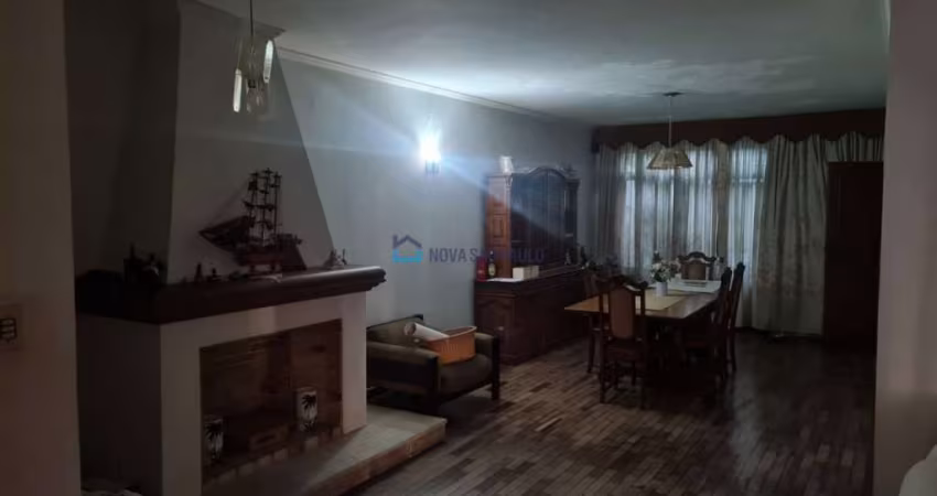 Excelente casa para locação. Zona mista locação comercial ou residencial!