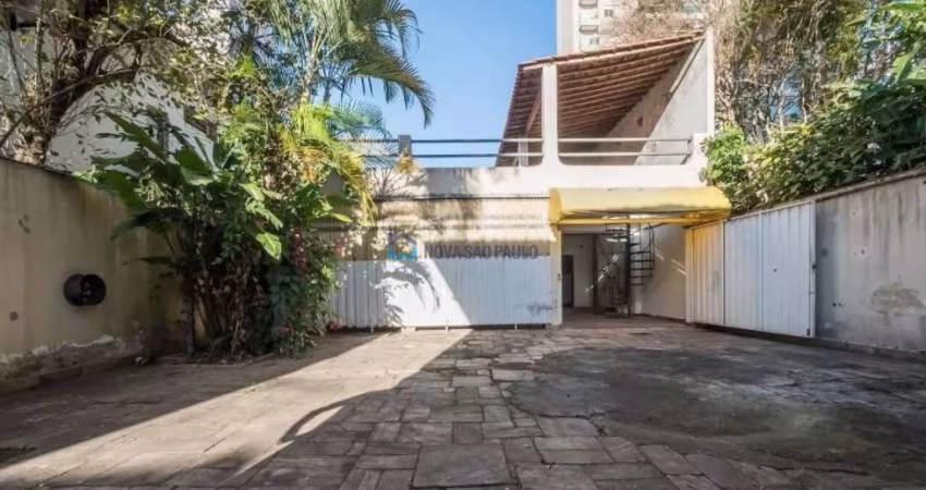 Sobrado comercial e residencial para venda na região do Brooklin com 500m²