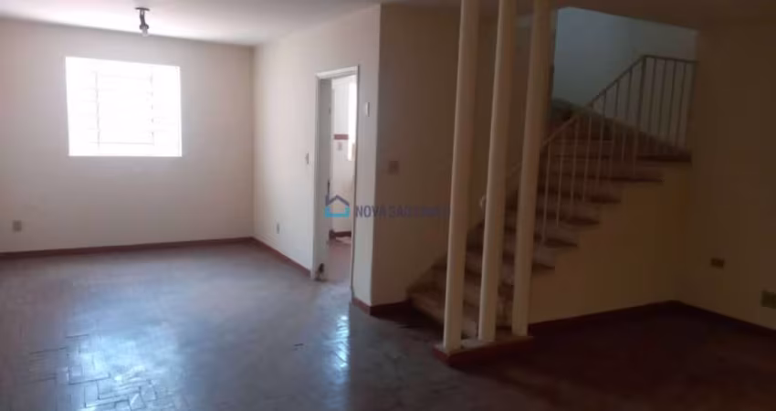 Planalto Paulista|185 m²|Casa Assobrada|3 dormitórios|2 vagas