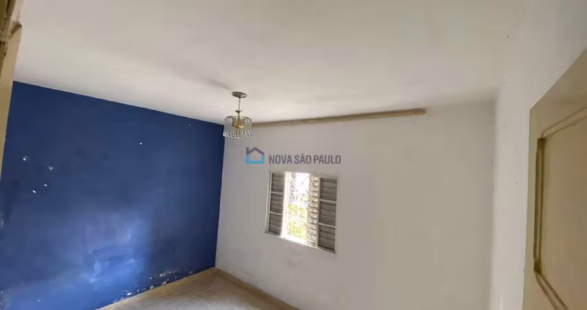 Casa no Planalto Paulista terreno 6 x 24