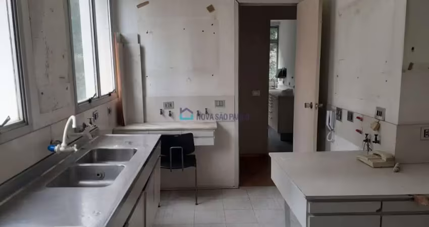 Sala a venda,65m² a.ú. ,sala espera, 2 wcs,consultorios,escritório,01 vaga, jardim paulista