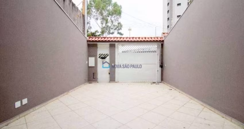 Casa à Venda nova na região Chácara Inglesa