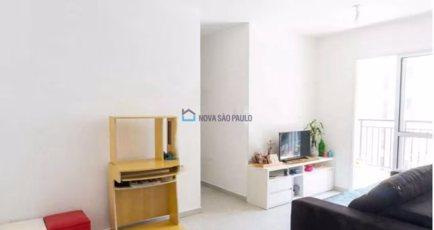 Apartamento 02 dormitórios na região da Vila Guarani