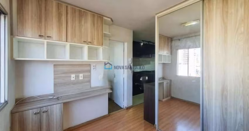 Apartamento com 01 dormitórios na região da Liberdade.