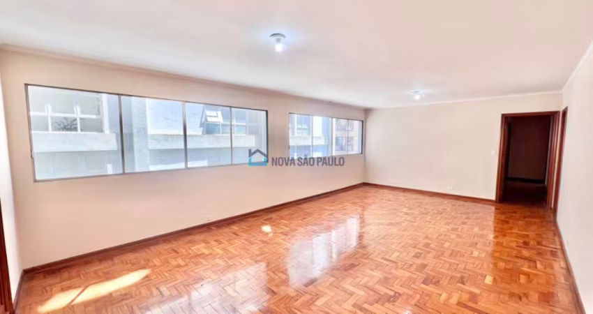 Apartamento 127m² 03 dormitórios 01 suíte 01 vaga  - Jardim Paulista