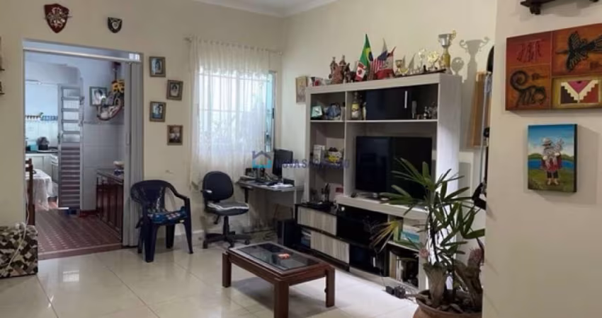 Casa térrea Ipiranga, 3 dormitórios e 2 vagas