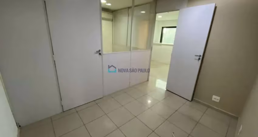 Sala comercial com 2 salas à venda na Rua Artur de Azevedo, --, Pinheiros, São Paulo