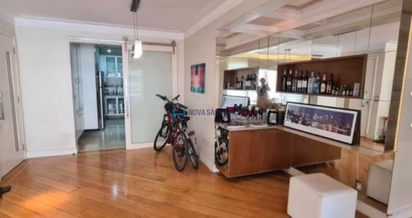 Apartamento 110m² - Moema - 4 Dormitórios, 1 suíte, 2 vagas