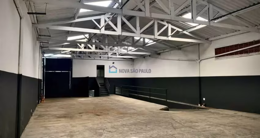 Barracão / Galpão / Depósito com 4 salas à venda na Rua Alba, --, Vila Parque Jabaquara, São Paulo