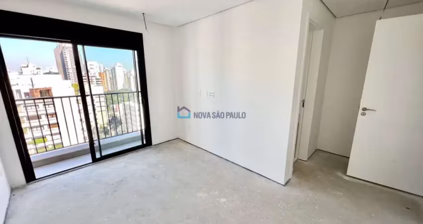 Apartamento de luxo com 375m², 4 suítes e 4 vagas à venda em moema.