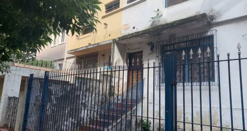 Sobrados Antigos em  Moema