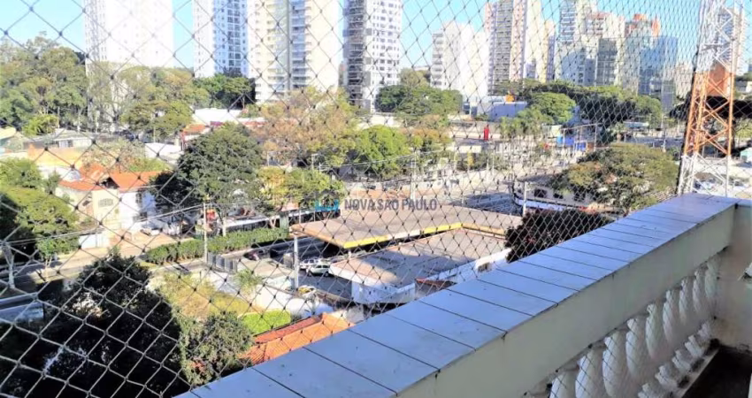 Apartamento - 3 dormitórios - varanda - 1 vaga - Metrô Brooklin