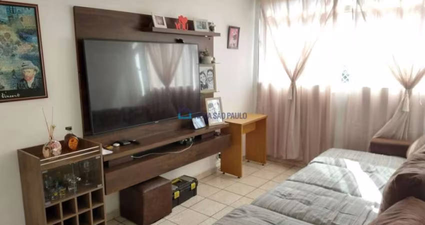 Apartamento próximo ao metrô Praça da Árvore . 02 quartos . 1 vaga . 62 m2