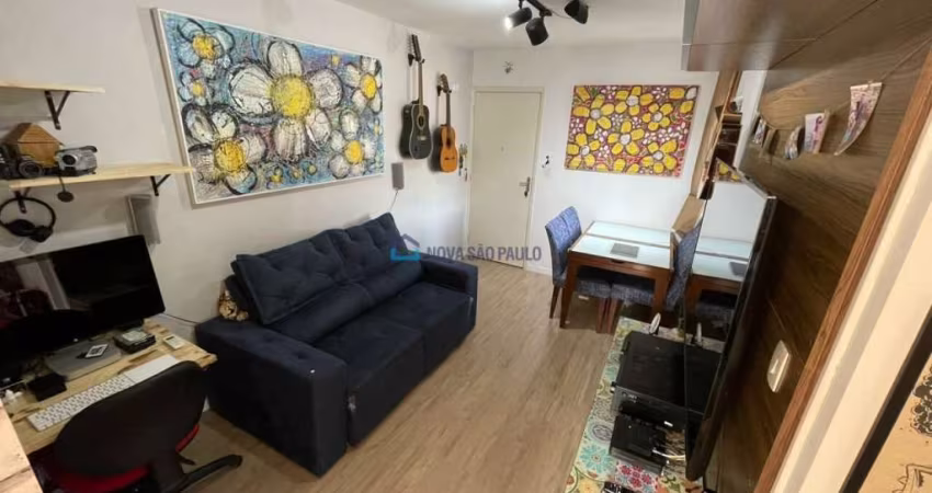 Apartamento metrô Jabaquara, próximo a escolas, bancos, supermercados, drogarias, shopping.