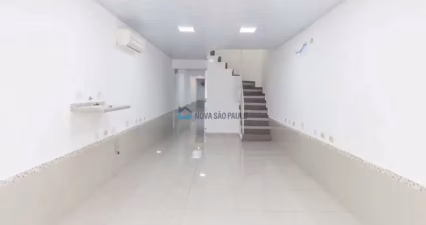 Casa comercial com 7 salas à venda na Rua Marília de Dirceu, --, Jardim Aeroporto, São Paulo
