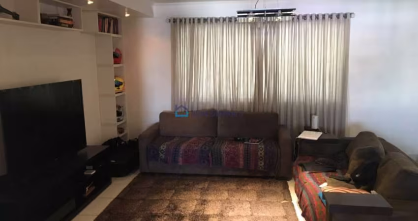 Sobrado com 230m² no Pq. Jabaquara